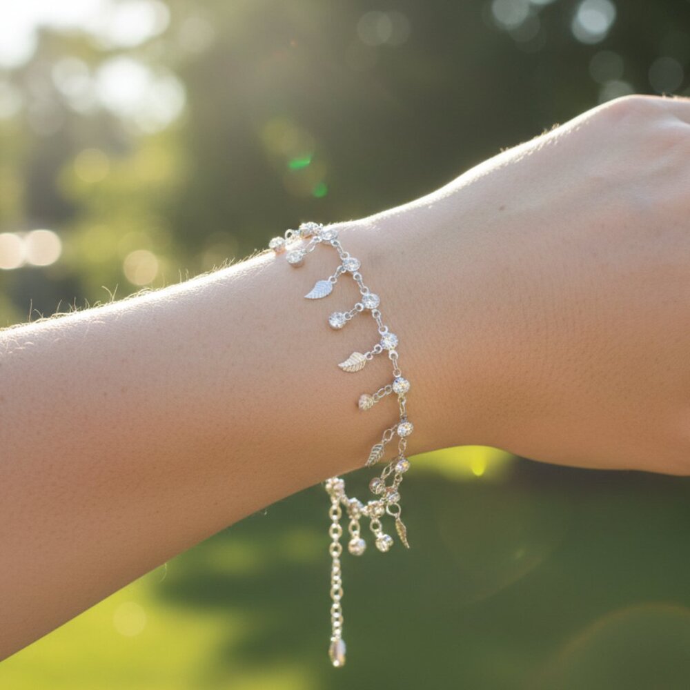 "Trendy Handmade Bracelet – A Thoughtful Gift for Girls & Women | UNVRC1263